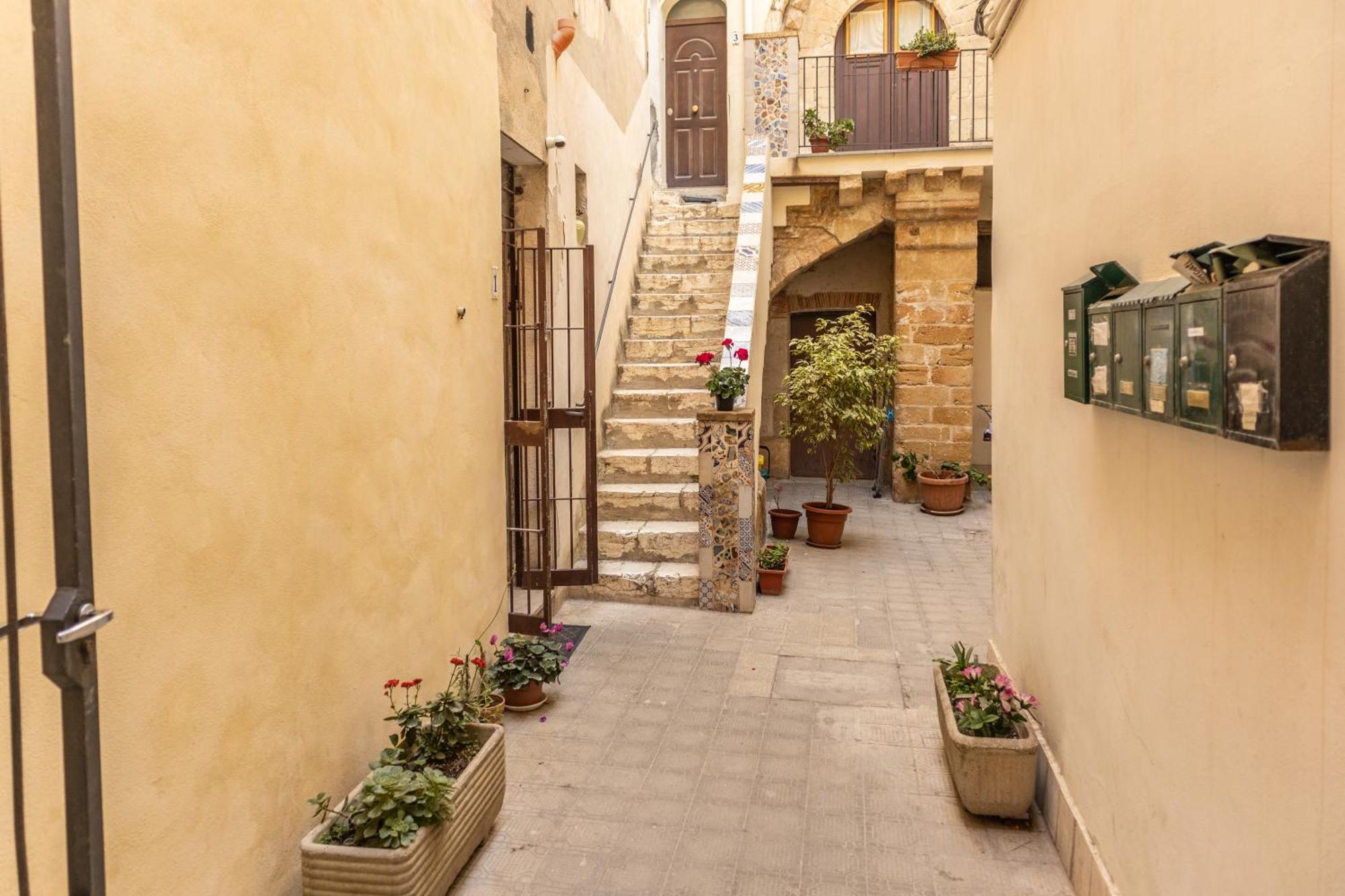 Antico Portale Apartment Trapani Ngoại thất bức ảnh