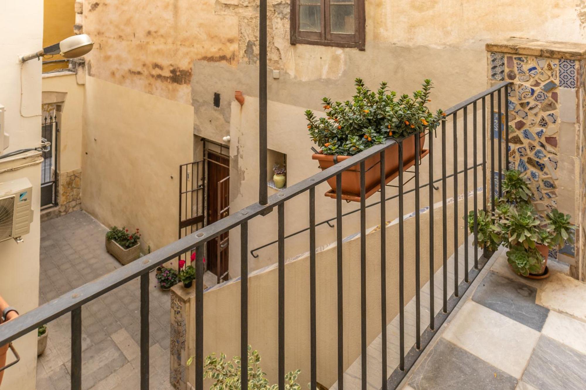 Antico Portale Apartment Trapani Ngoại thất bức ảnh